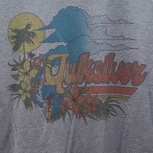 Quicksilver tee with graphic